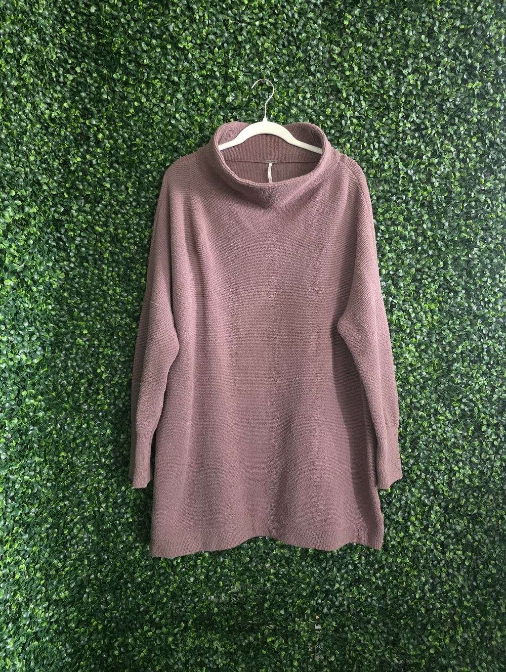 Free People Women's Dusty Rose Slouchy Turtleneck Sweater Size XL